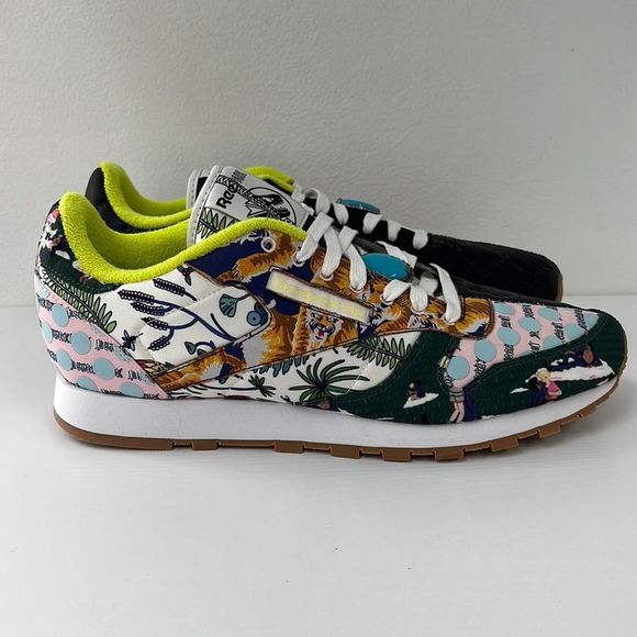 Reebok Other - Reebok x Jurassic Park Classic Leather CL lan Malcom Shoes Mens 10 GY0570
